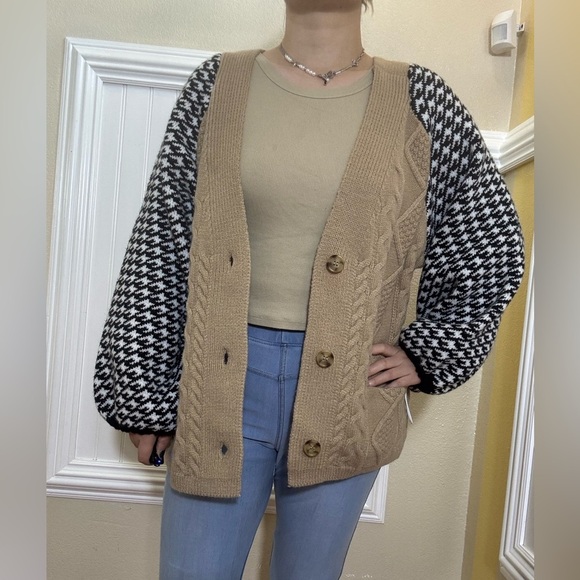 Tan and Black Houndstooth Women's Cardigan - Picture 9 of 10